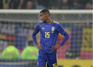 AC Milan theo đuổi tiền đạo Alexander Isak từ Real Sociedad