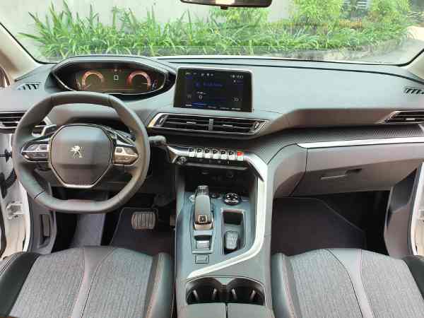 Đánh giá nội thất Peugeot 3008