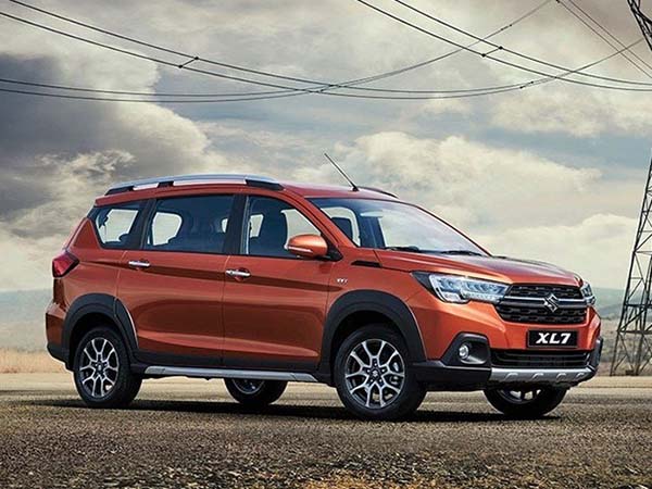 Đánh giá Suzuki XL7 : Thông số kỹ thuật. nội thất và ngoại thất