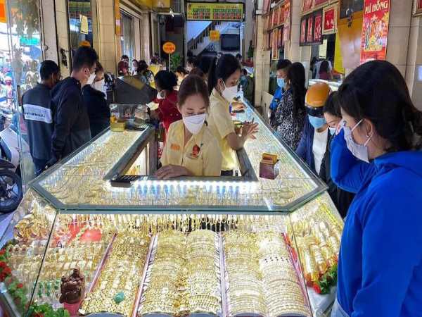 Kinh nghiệm mở tiệm vàng chi tiết