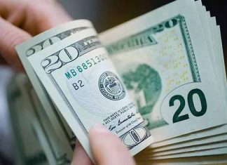 Tiền đô bị rách đổi ở đâu?