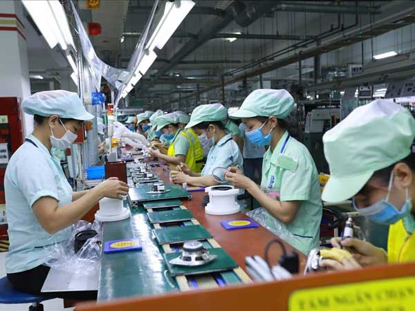 Mức độ phức tạp của lao động là một nhân tố ảnh hưởng đến lượng giá trị hàng hóa